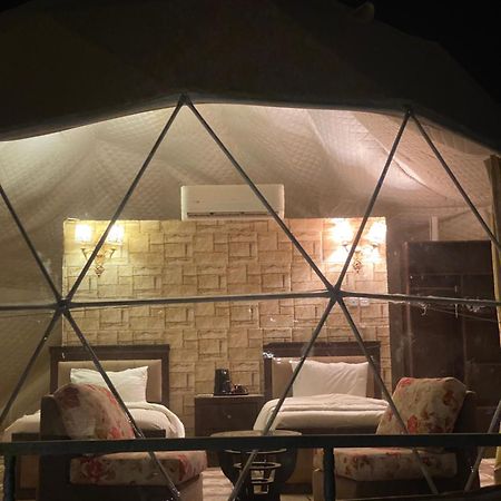 Wadi Rum Sky Camp מראה חיצוני תמונה