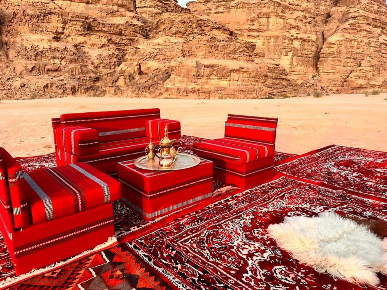 Wadi Rum Sky Camp מראה חיצוני תמונה