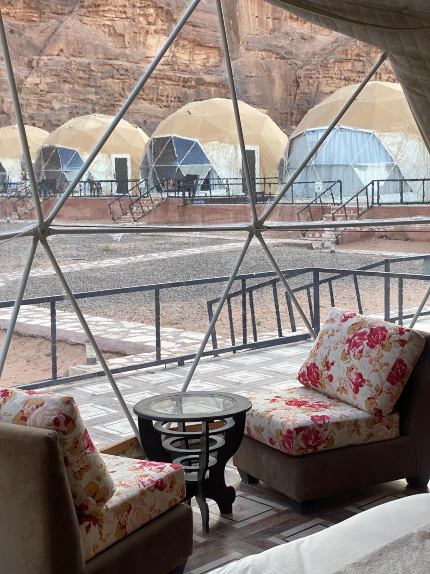 Wadi Rum Sky Camp מראה חיצוני תמונה