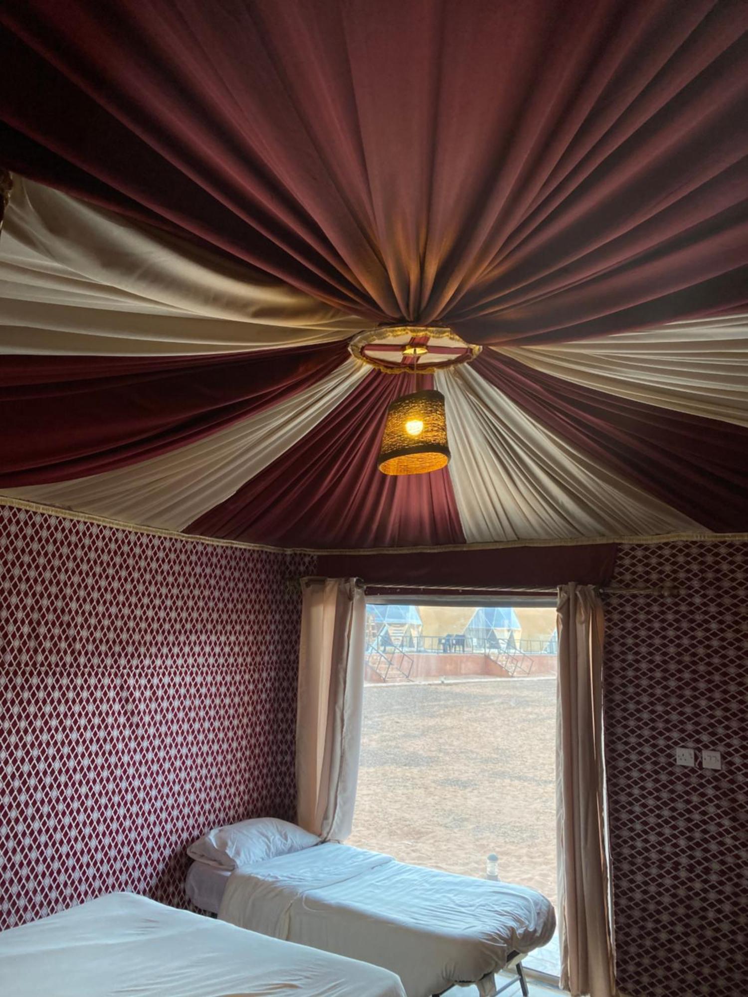 Wadi Rum Sky Camp מראה חיצוני תמונה